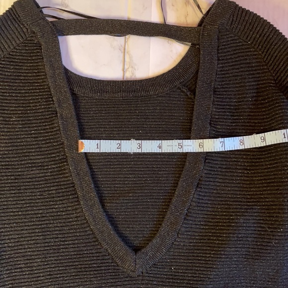 H&M - Keyhole Back Glitter Sweater - Picture 11 of 11